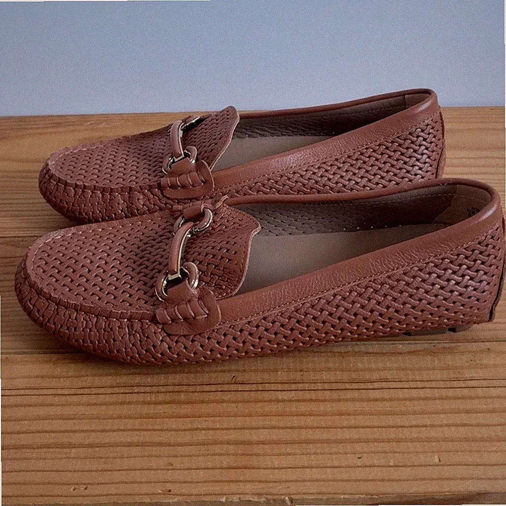 Hotter Schuhe Gr. 5 Mokassins Halbschuhe hellbraun braun Leder perforiert flach Nerissa