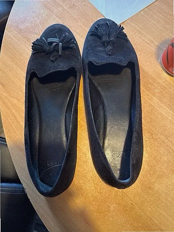 Hugo Boss Tassel Loafer, Schwarzes Wildleder, Größe EU 38.5, Made in Italy