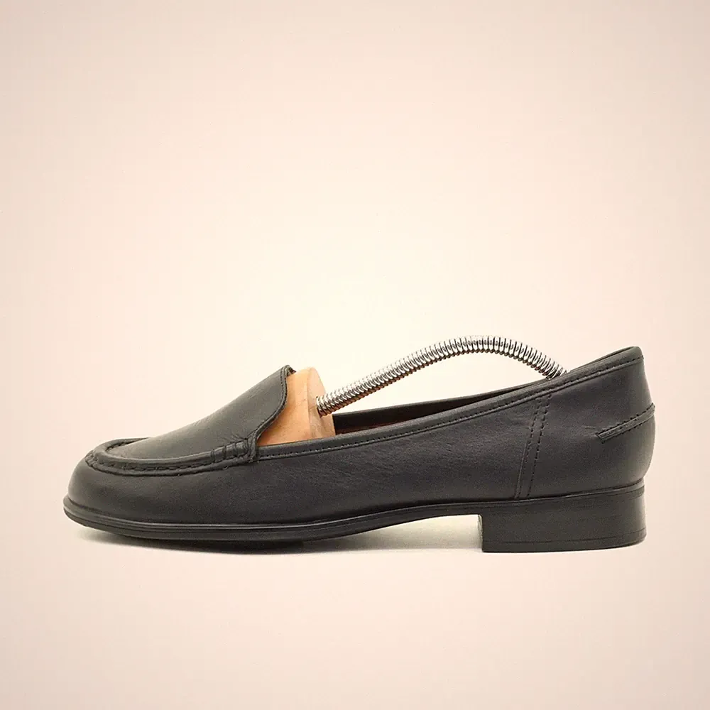Hush Puppies Damen Klassischer Slipper Schwarz Leder Komfort-Linie Loafer EU 40