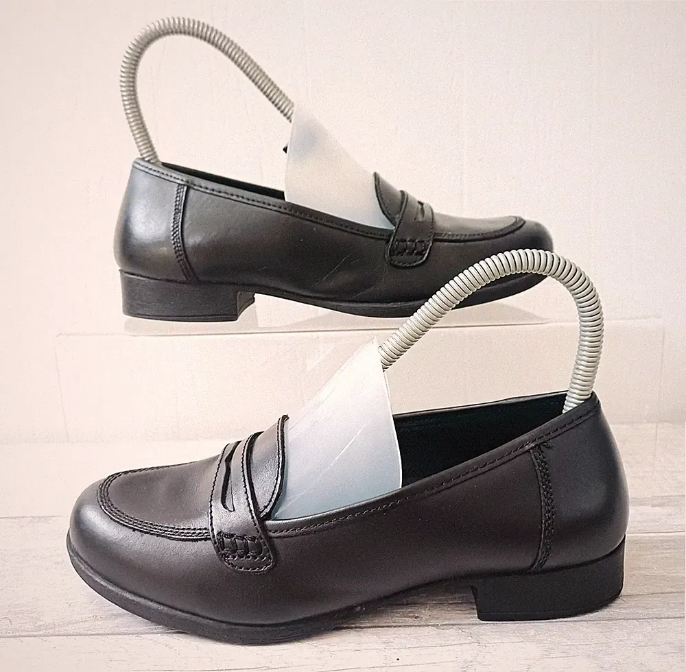 Hush Puppies Schulschuhe Größe 3 Mädchen schwarz Leder Halbschuhe flach Slipper