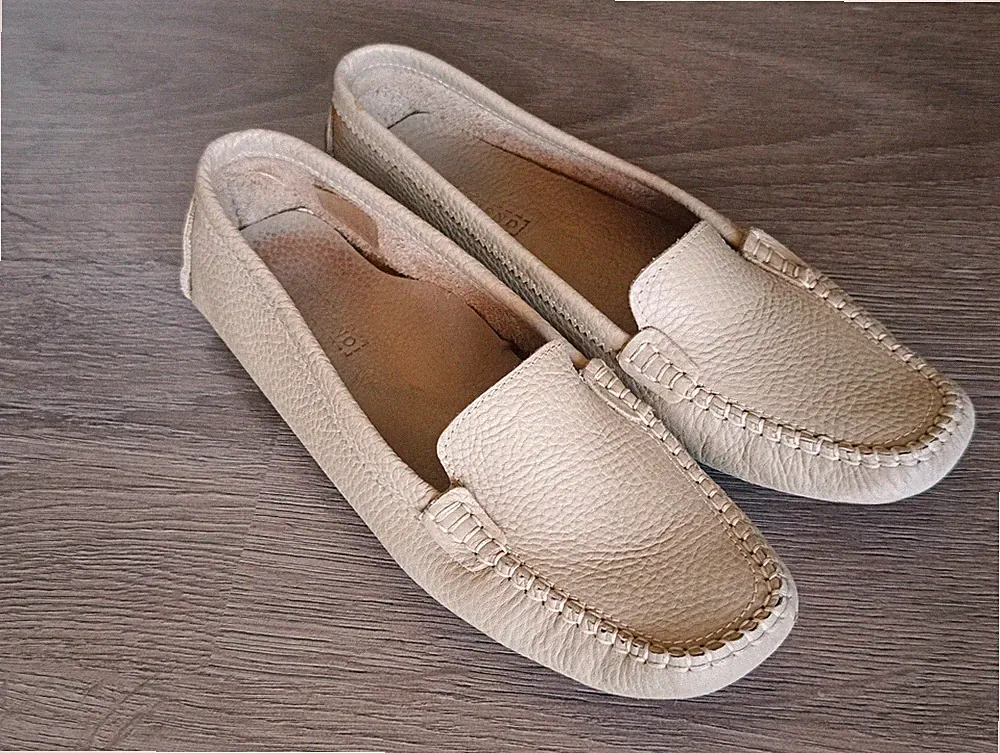 Intrend by Max Mara leather driving loafers slip on EU39