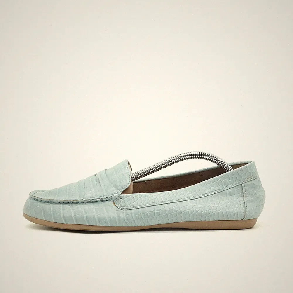 Kelly & Katie Damen Slipper EU 40 Croco Loafer Hellblau Leder Komfortsohle