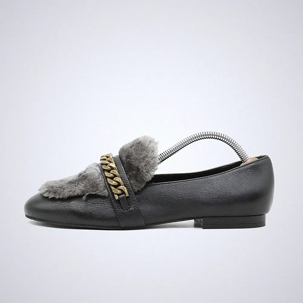 Kunstleder Loafer mit Kette