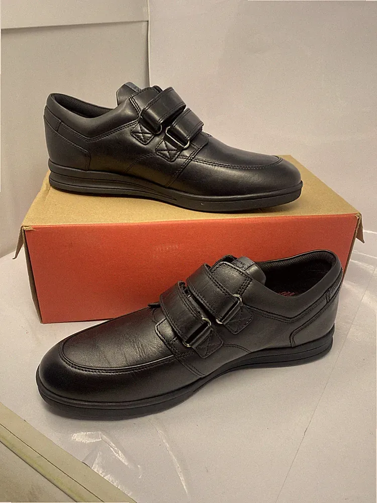 Kickers Herren Schwarz Freizeit/Smart Schuhe Größe UK 9 (43) Troiko Riemen Neu mit Karton