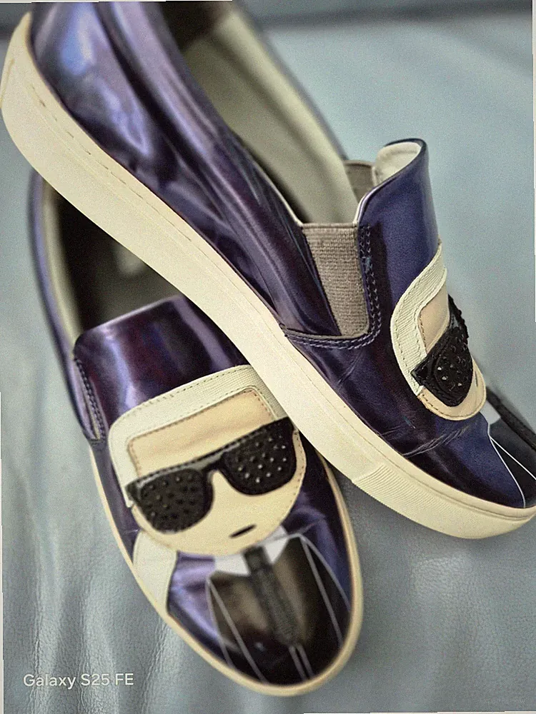 Lässige Karl Lagerfeld Loafer - SlipOns - Lackleder Gr. 41 - blau - Kopf