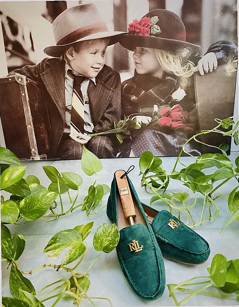 Lauren Ralph Lauren Barnsbury Women Suede Driving Loafer. Sz 10B US. New.