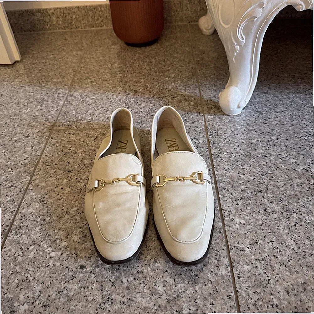 Leder Loafer von Zara Größe 40
