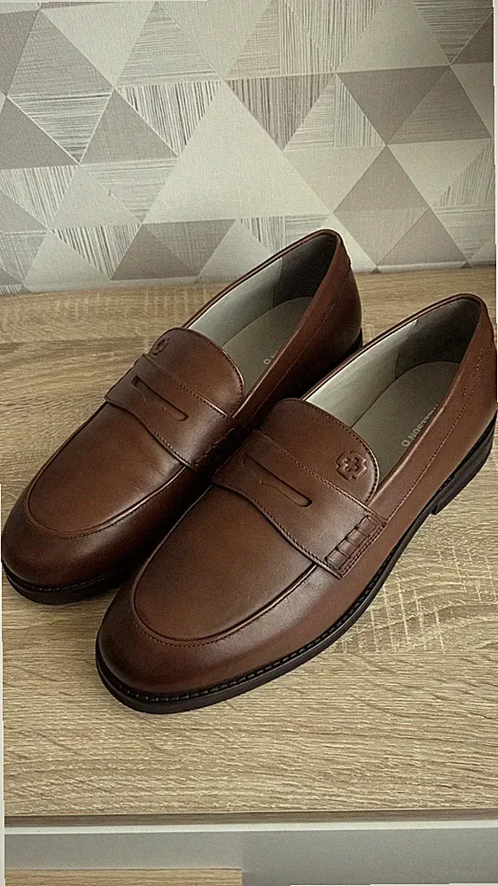 Loafer aus Leder Strellson in Braun Größe 43