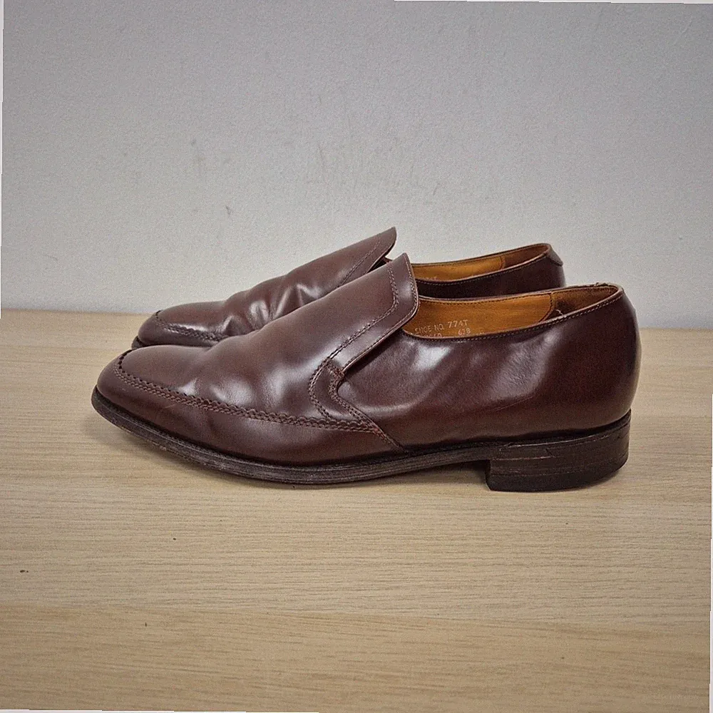 Loake Vintage 774T braune Leder Mokassin Halbschuhe Slipper elegante Schuhe Größe UK 9