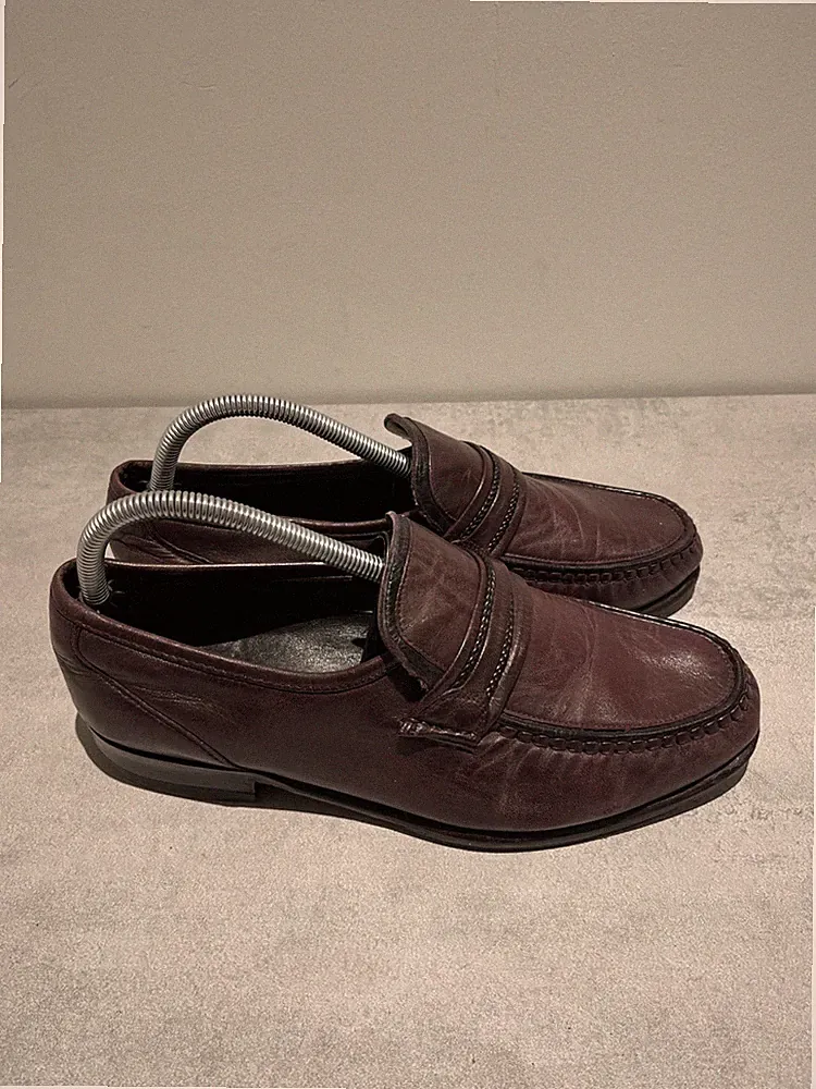 Loake Vintage Rom Burgund Leder Mokassin Halbschuhe Slipper Elegant Schuhe UK6,5