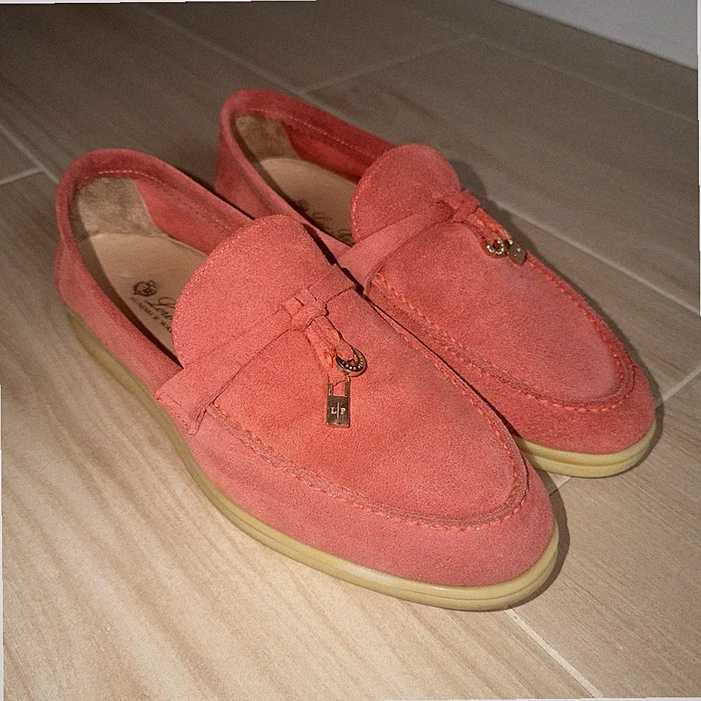 Loro Piana Summer Walk Slipper Loafer Wildleder Koralle Quaste EU 39