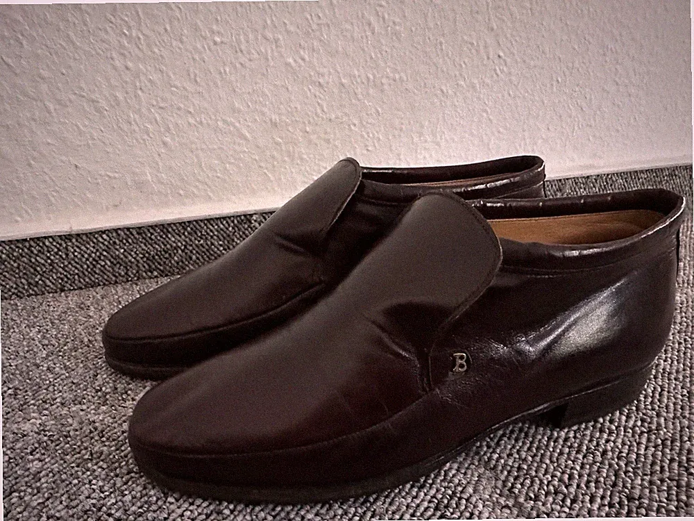 Luxus Bally elegant Herrenschuh Slipper Loafer bordeaux Leder 42 Halbschuh Schuh