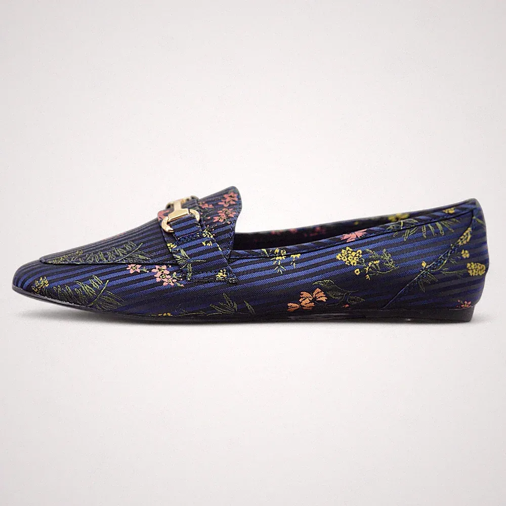 M&S Damen-Halbschuhe Standard Fit Blumenmuster mit goldenen Horsebit-Details