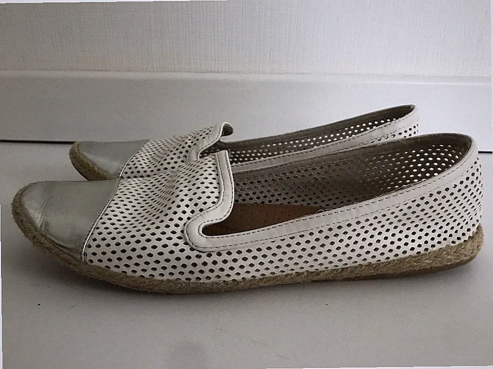 Madden Girl Slipper,Loafer,Gr.37,weiß/creme-silber,Schuhe,Slipper,Ballerinas