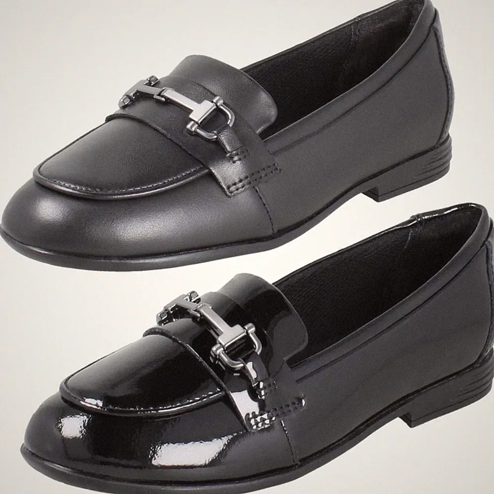 Mädchen Clarks Finja Loafer Pferdebit Verzierung Leather Slip On Schuheinlage