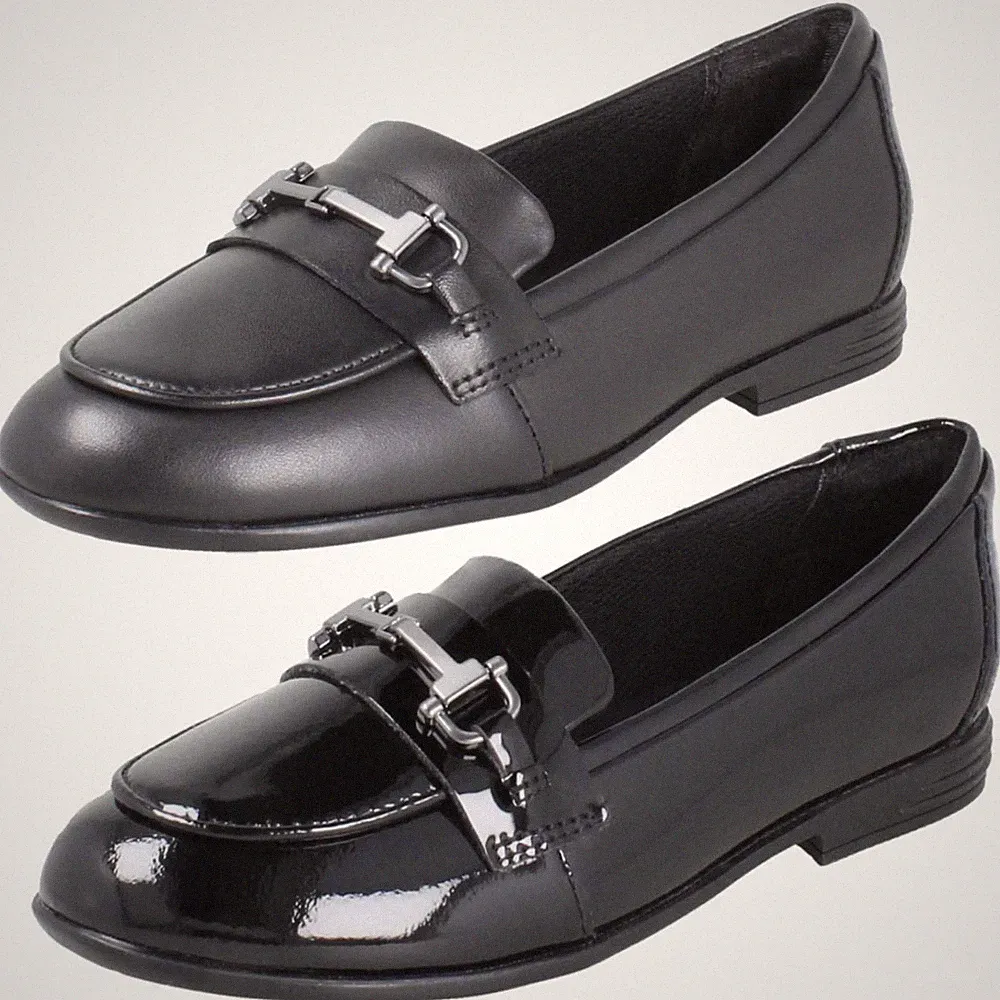 Mädchen Clarks Pferdebit Trim Leder Slip-On Loafer Schulschuhe, Finja Loafer