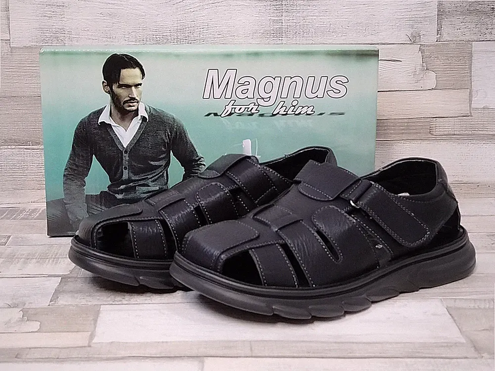 Magnus Herren Sandale mit Klettverschluss durchbrochen schwarz Bäckersandalen
