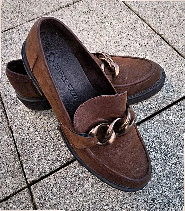 MARCO TOZZI Damen Loafer Kunstleder Braun, Kette, breite moderne Sohle, EU 41