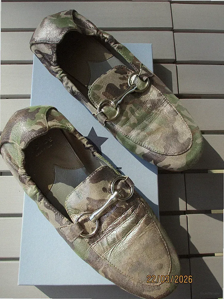 Rutschfest Loafer mit Quasten