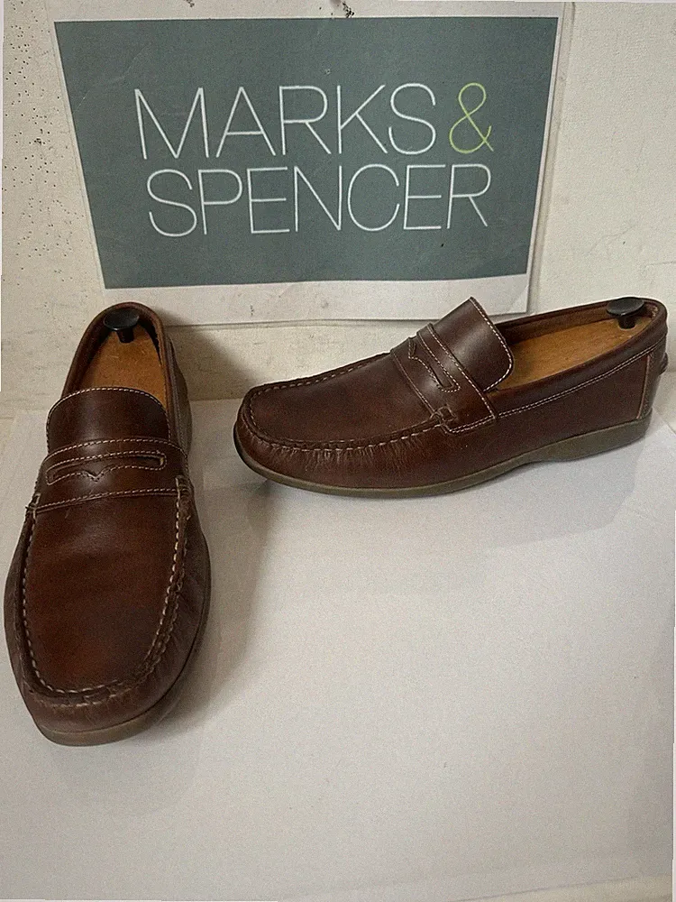 Marks & Spencer braune Leder Halbschuhe Größe UK 7,5 EU 41,5