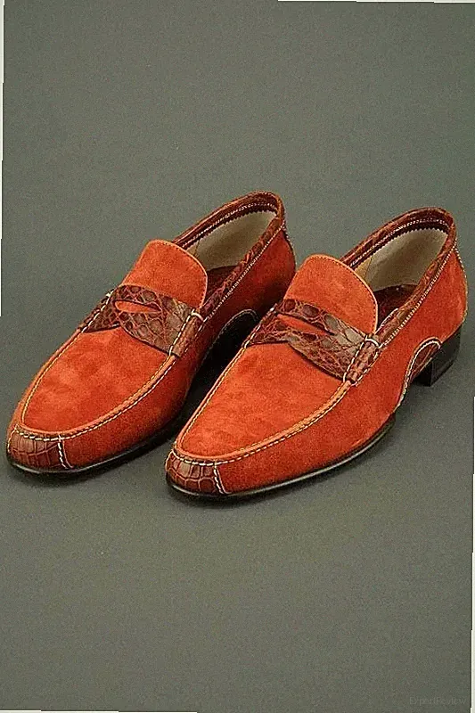 Maßgefertigte handgefertigte orange Wildleder Leder elegante Halbschuhe für Männer - stilvolle Slipper