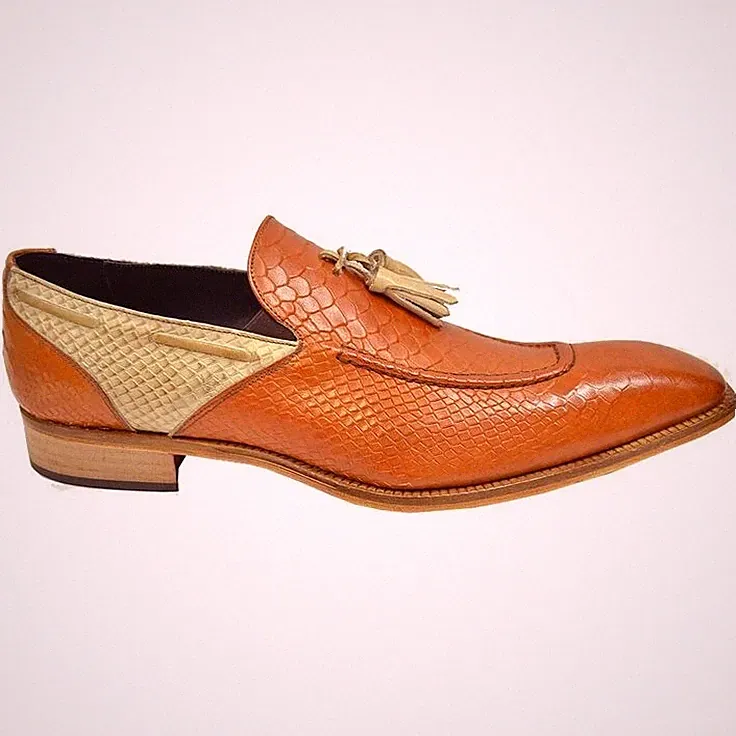 Men Handmade Leather Shoes Tan Brown Snake Pattern Loafer Tesseled Shoes For Men