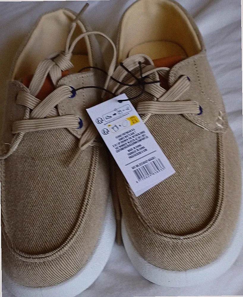 Men's Summer Canvas Sneakers - Beige Loafers / Slip-On - Size EU 42