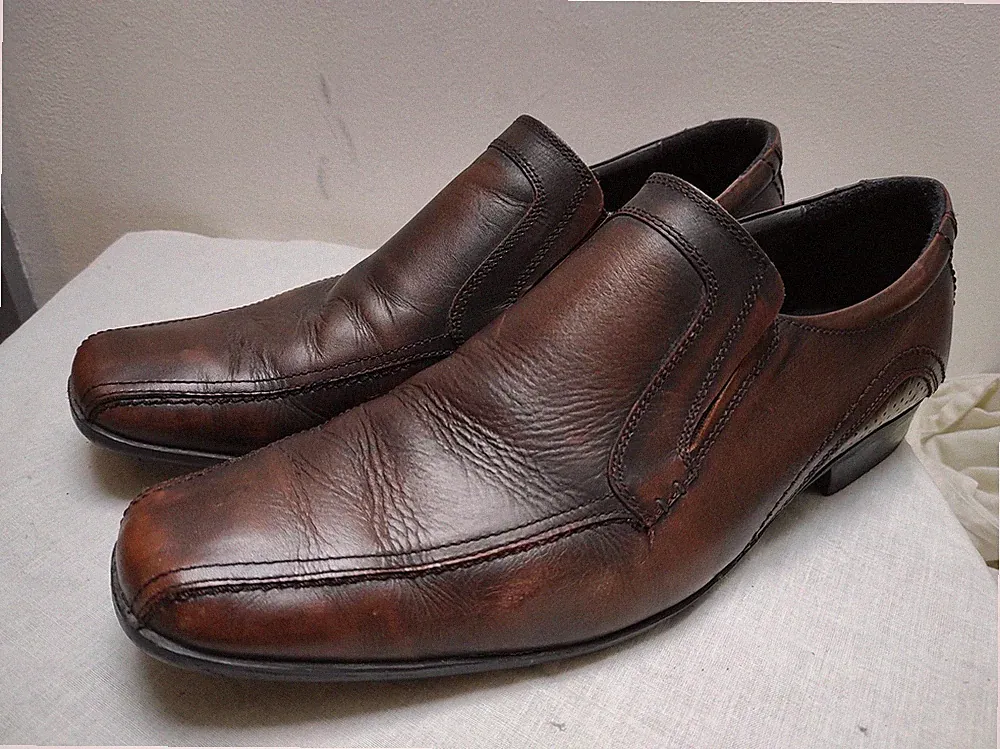 Mens UK 11 Brown Leather River Island dress tan loafers slip on derby