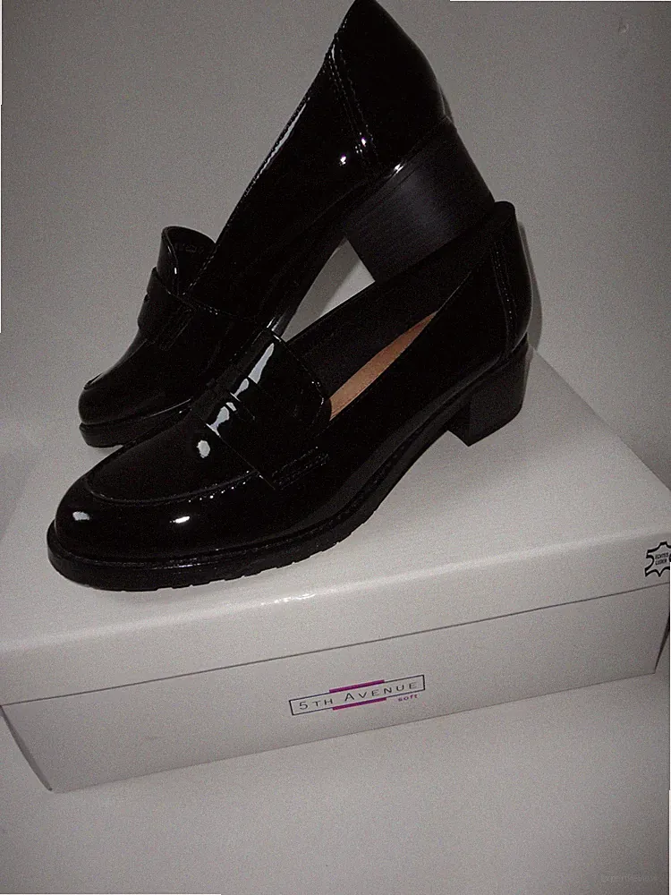 NEU Damen 5th Avenue Lackleder Loafer Schuhe Gr.38 schwarz zu Kleid Rock Hose