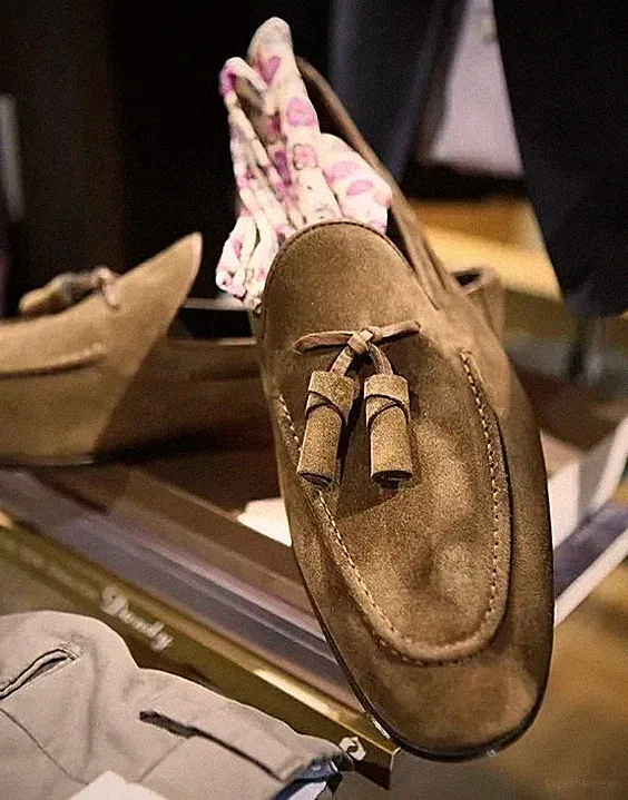 Neue handgefertigte Loafer lässig elegant braun Wildleder Leder Party Quaste Slipper Schuhe