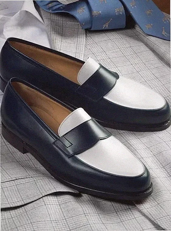 Neue handgefertigte zweifarbige schwarz & weiß Penny Leder Slipper Halbschuh Herren elegante Schuhe