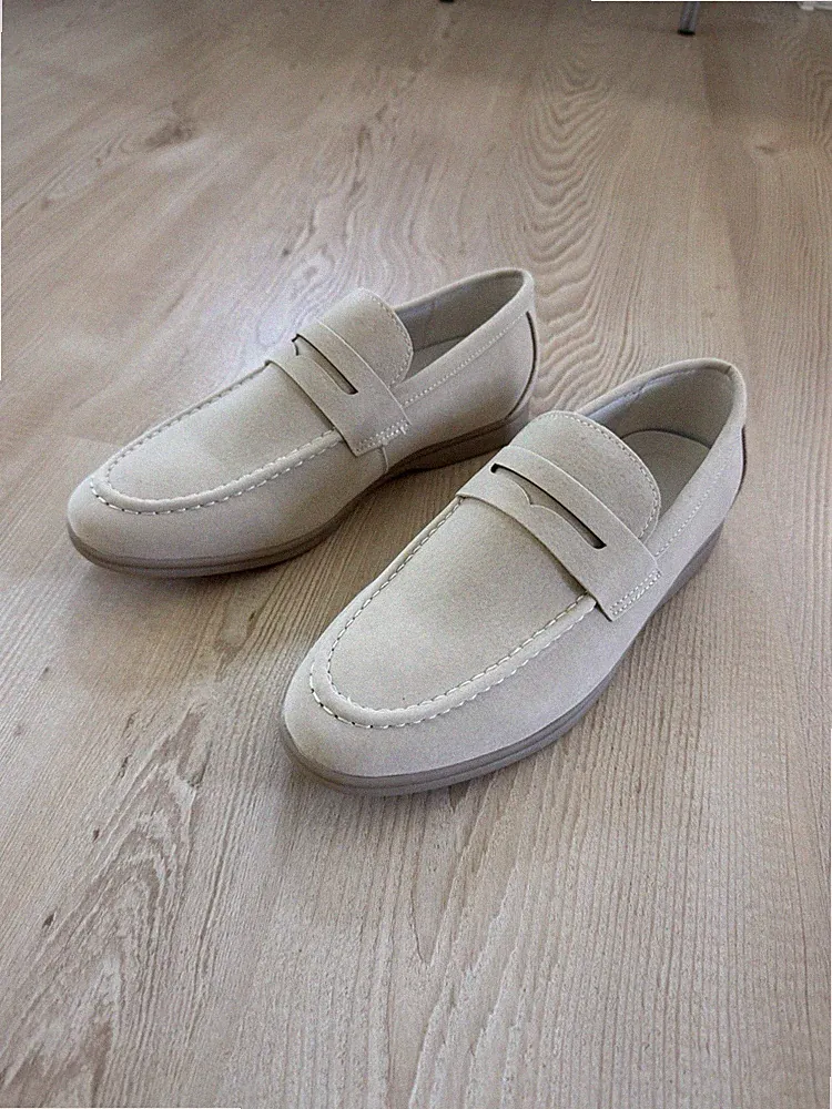 Neue Loafer Beige Unisex Größe 38