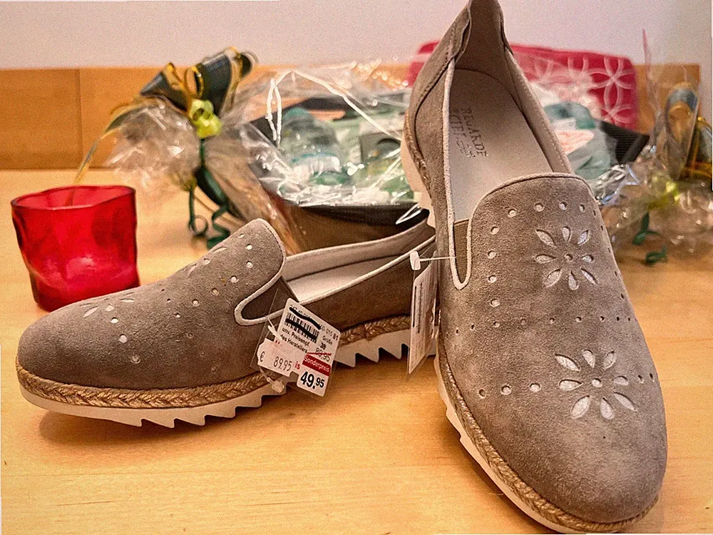 NEUE Regarde le Ciel Leder Loafer Slipper 90€ UVP Gr. 38 silber-beige