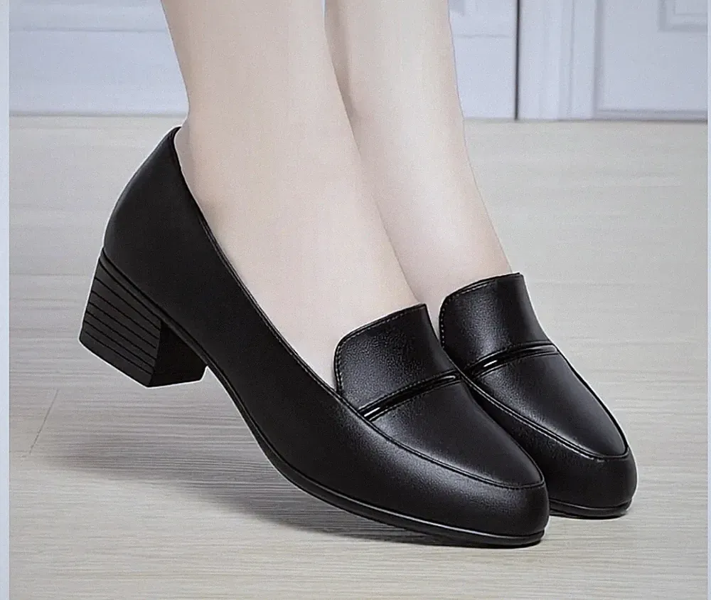 Neue schwarze Slip-on Plateau Läufer, Pumps,Gr. 38, Sehr bequem,Schnell Versand