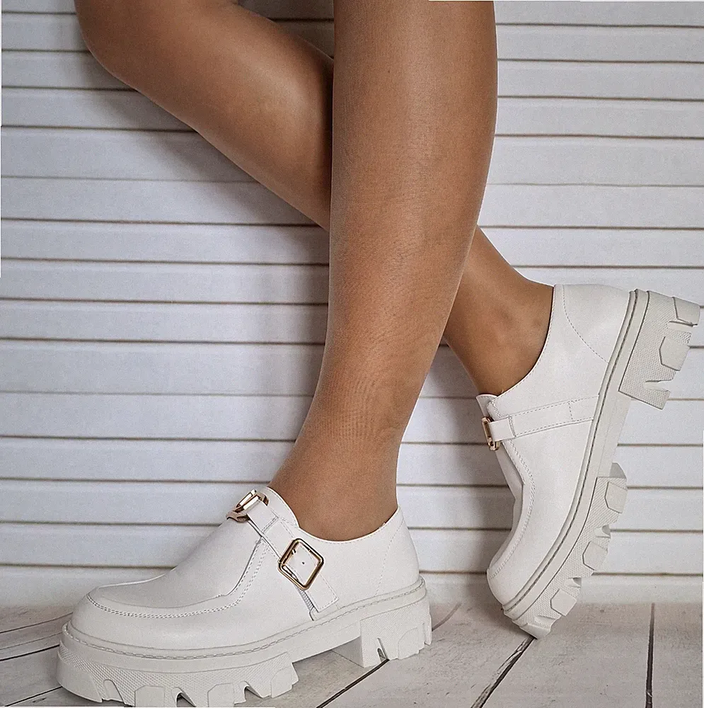 Neue weiße Plateau-Slipper Halbschuhe mit klobiger Sohle Halbschuhe UK 3