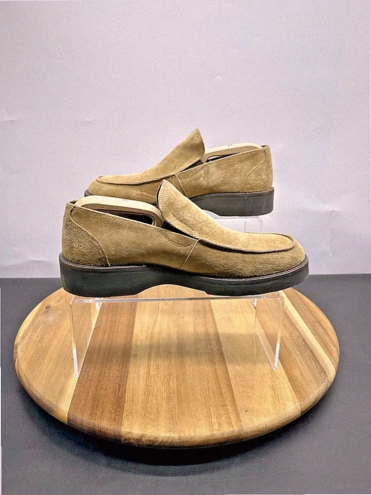 Next Herren Halbschuhe UK Größe 9 EU 43 Beige Wildleder Slipper Freizeitschuhe