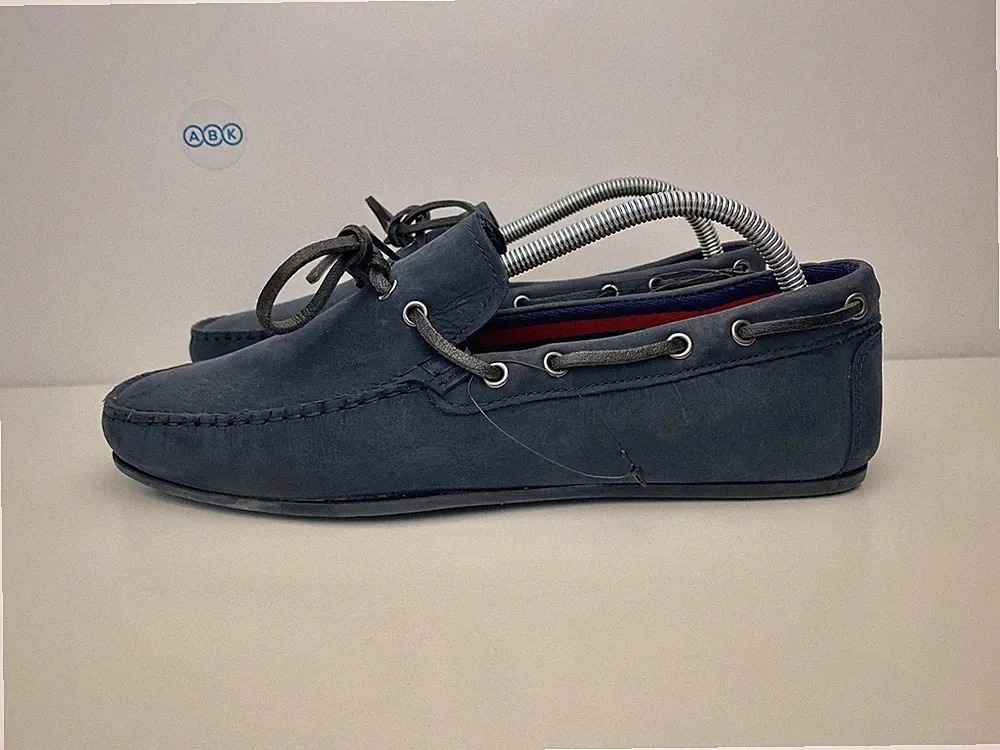 48 Espadrilles