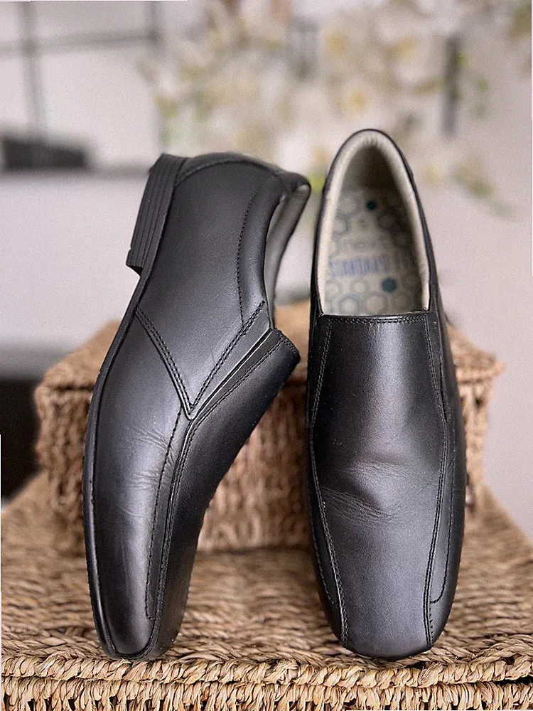 Next schwarze Leder-Halbschuhe elegante formelle Slipper Schuhe UK Größe 5 normale Passform