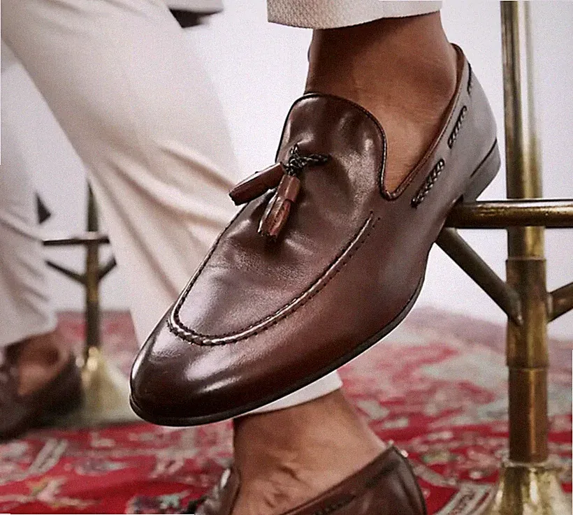 Noak europäischer Leder Halbschuh mit Quastendetail Größe UK 6 neu im Karton