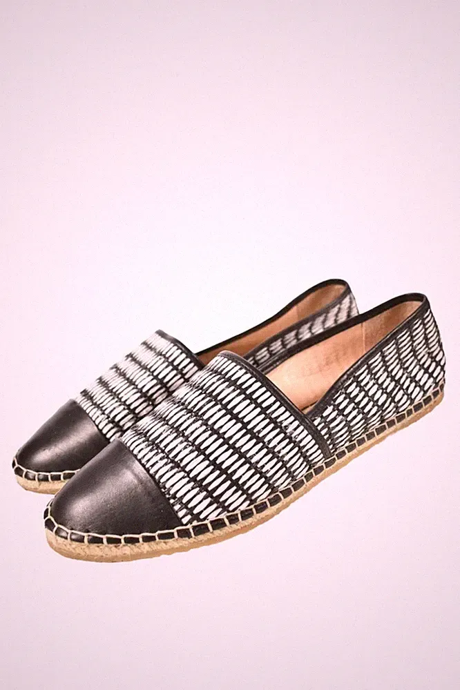 NWOB LOEFFLER RANDALL Black White Straw Jute Leather Espadrilles Flats 9US