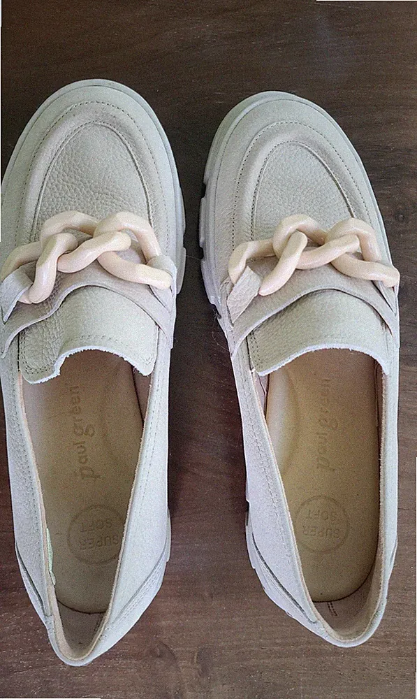 Paul Green Loafer Leder beige mit Kettendetail Größe 7 bzw 40