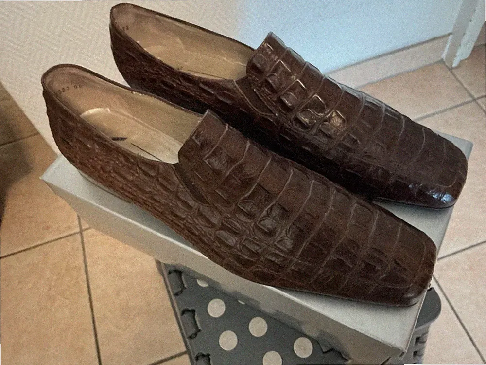 Peter Kaiser dunkelbrauner ungetragener flacher echt Leder Loafer Gr.42 Krokoprä