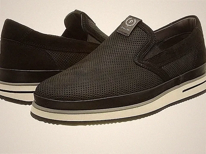 POLLINI Halbschuhe/Mokassins - Made in Italy, perforiertes Kalbsveloursleder, läuft groß