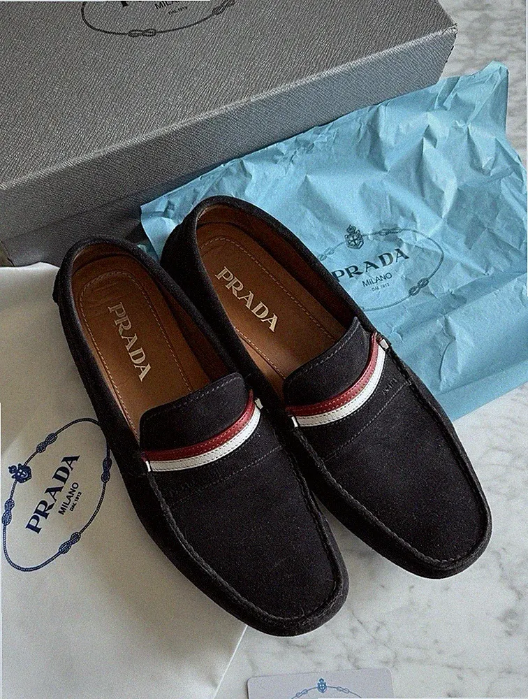 Prada Driver Loafer / Mokassins – Dunkelblau – Gr. 41 – mit Box und Staubbeutel