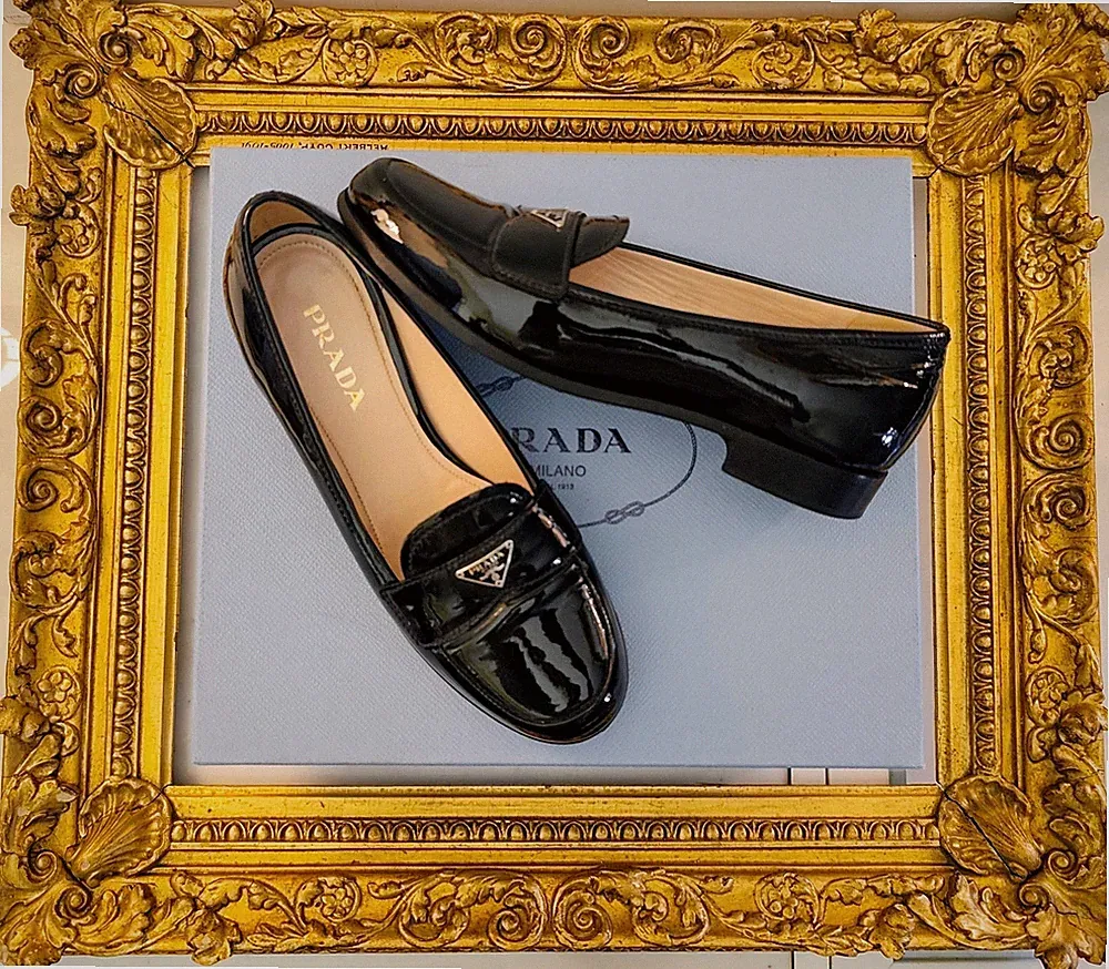 PRADA HALBSCHUHE LOAFER Lack schwarz Nummer 36 TOP ZUSTAND FULL SET