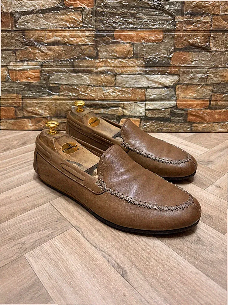 PRADA HALBSCHUHE LOAFER LEDER HELLBRAUN UK 8,5 - TOP ZUSTAND