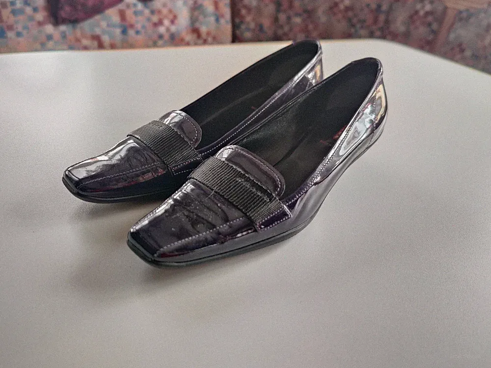 Lila Leder-Loafer