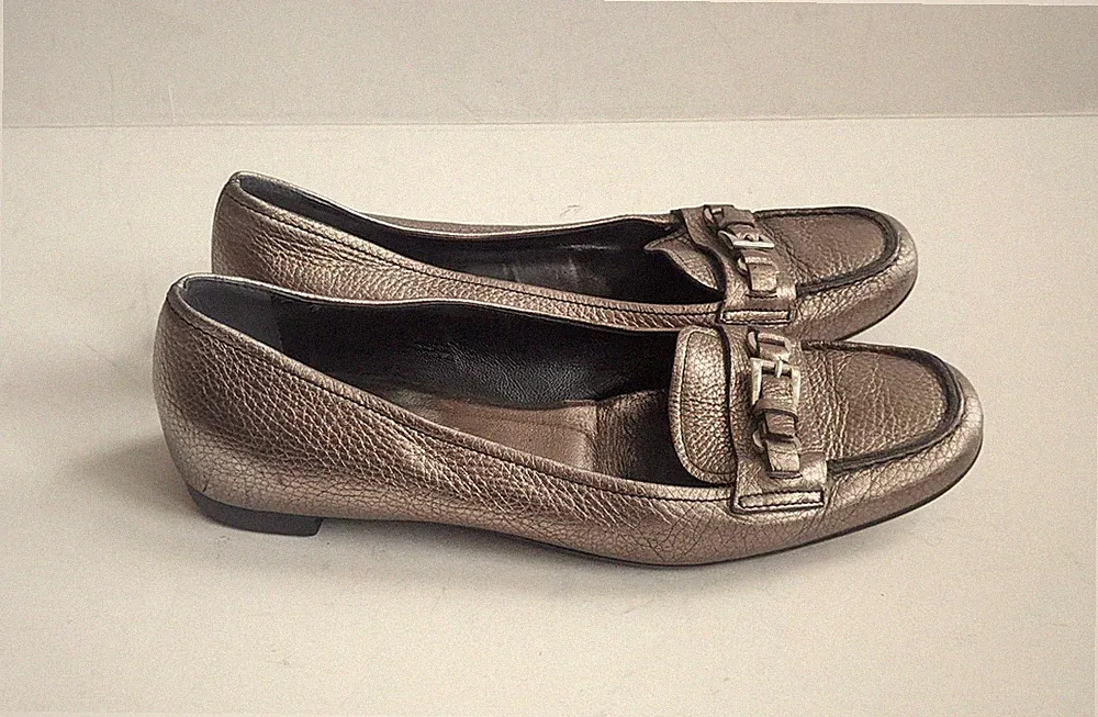 Prada Leder Loafer Schuhe, in Silber/Bronze, Größe 39,5