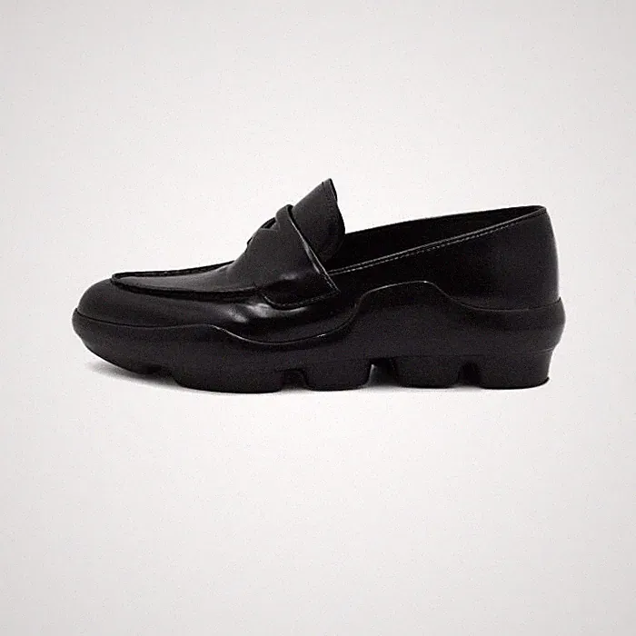 Prada Schwarze gebürstete Gummi Plattform Penny Damen Loafers 1D196 155800990