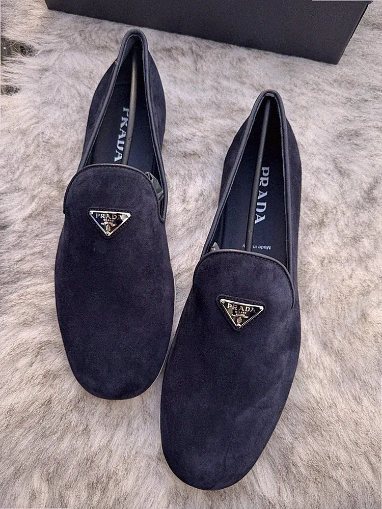 PRADA Triangle Logo Wildleder Halbschuhe | Blau | Größe UK11 US12 EU45| Slipper UVP 970£